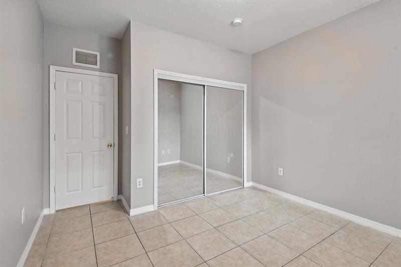 Image 33 of 45 For 13770 276th St