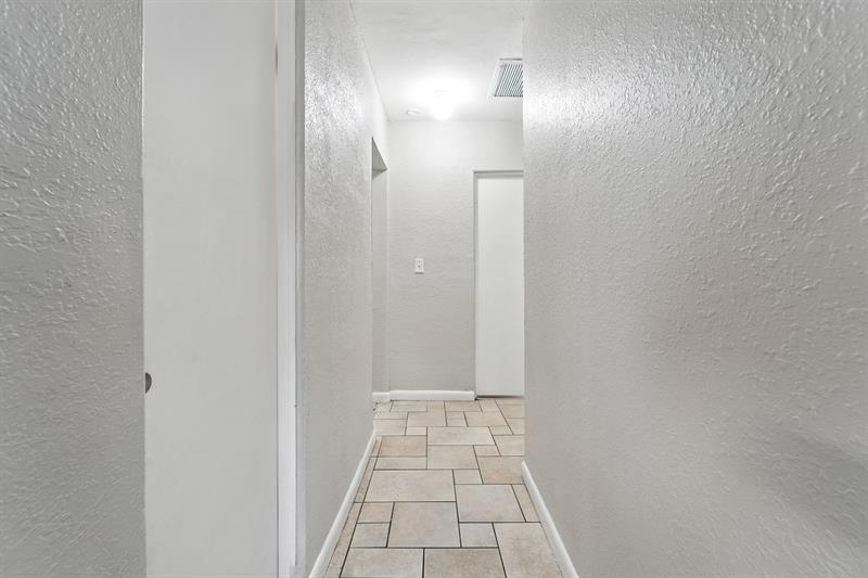 Image 15 of 32 For 620 57th St  