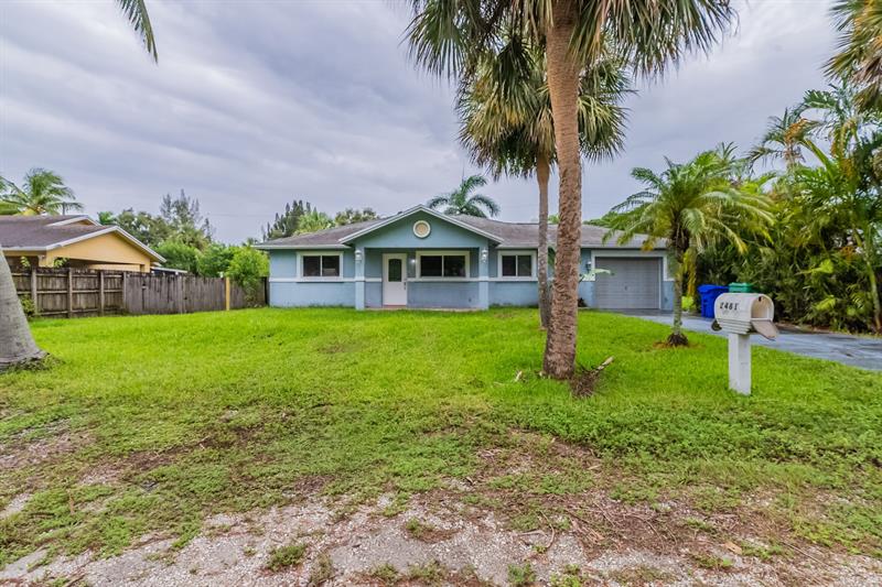 Details for 2461 43rd Ter, Fort Lauderdale, FL 33317