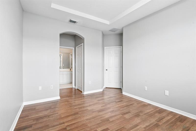 Image 21 of 42 For 24055 109th Ct