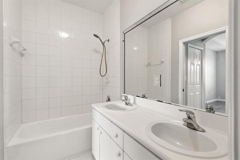 Image 23 of 42 For 24055 109th Ct