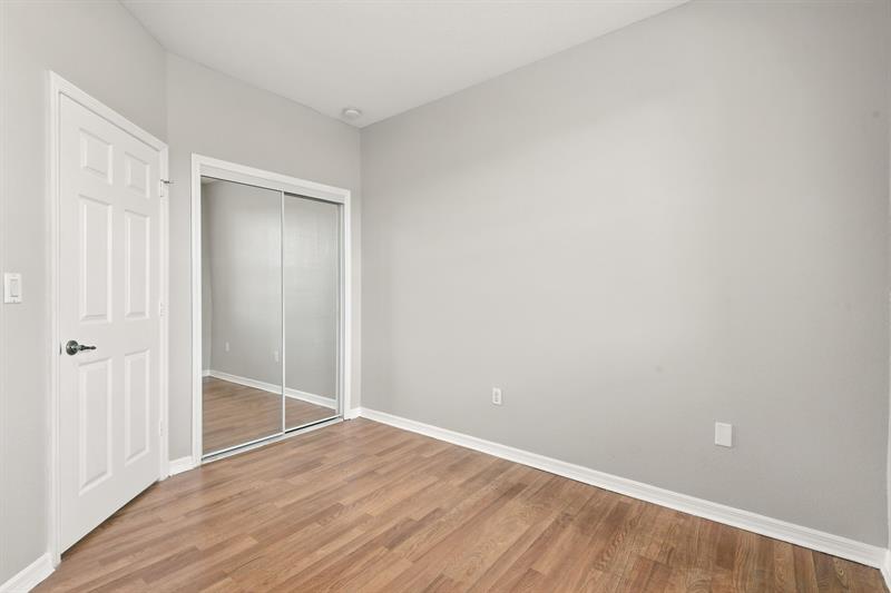 Image 26 of 42 For 24055 109th Ct