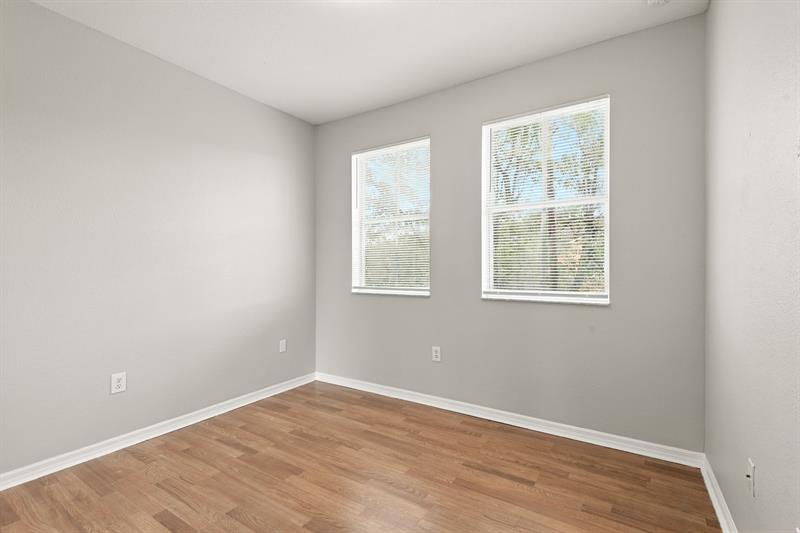 Image 29 of 42 For 24055 109th Ct