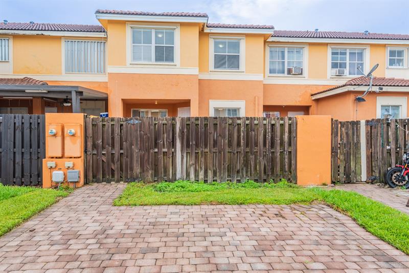 Image 37 of 42 For 24055 109th Ct