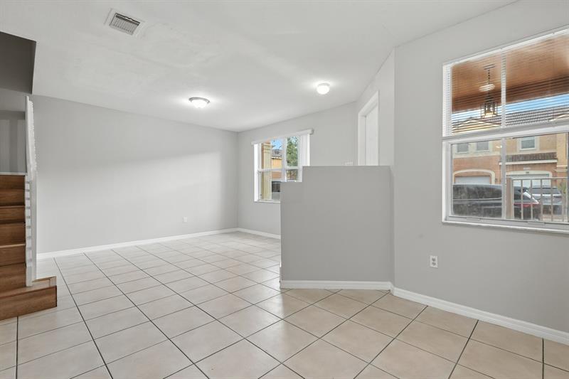 Image 9 of 42 For 24055 109th Ct