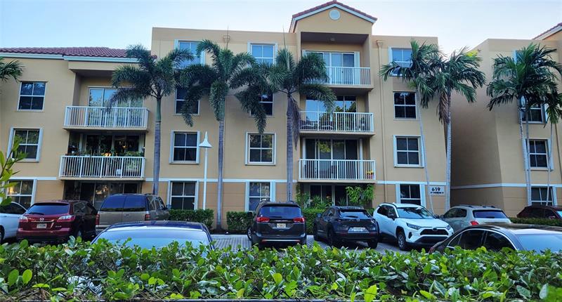 Details for 619 Sheridan St  203, Dania Beach, FL 33004