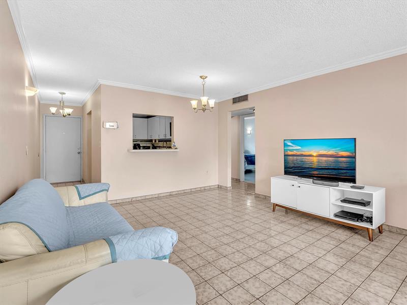 Image 17 of 41 For 1075 68th St  203