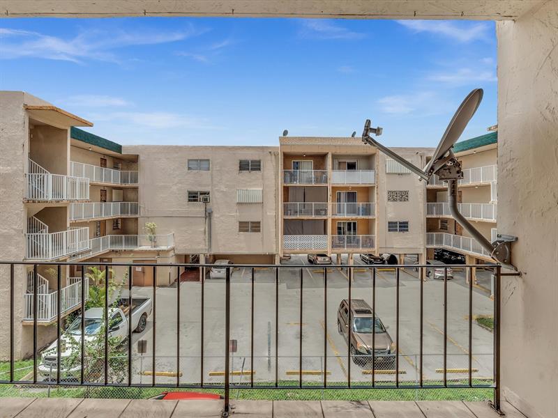Image 21 of 41 For 1075 68th St  203