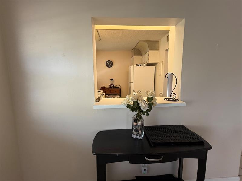 Image 26 of 27 For 2900 22nd Ave  502