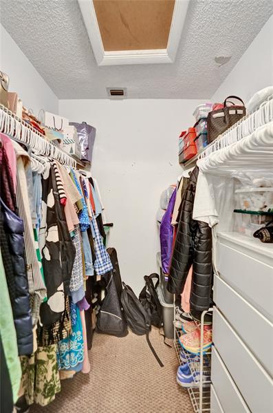 Image 27 of 52 For 2233 15th St  220