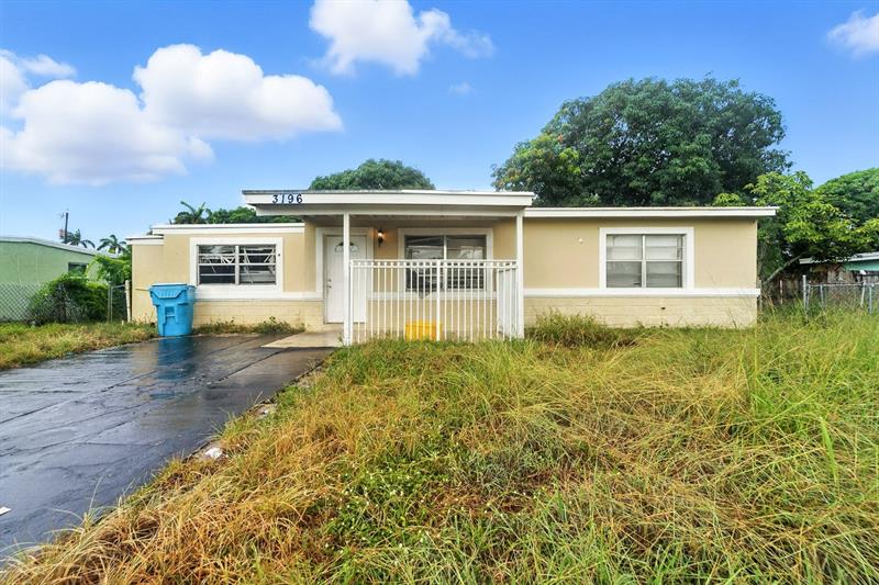 Image 4 of 24 For 3196 Seacrest Blvd