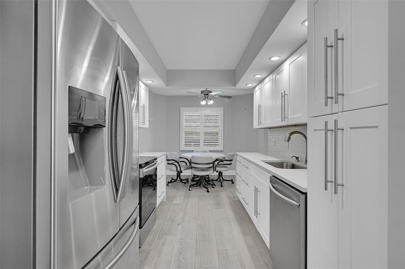 Image 10 of 43 For 1701 Andros Isle  G4