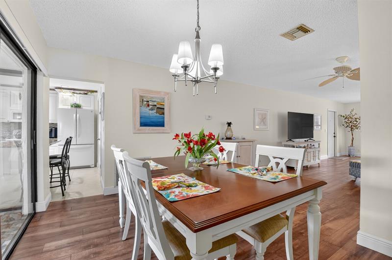 Image 10 of 37 For 4725 Greentree Cir  A