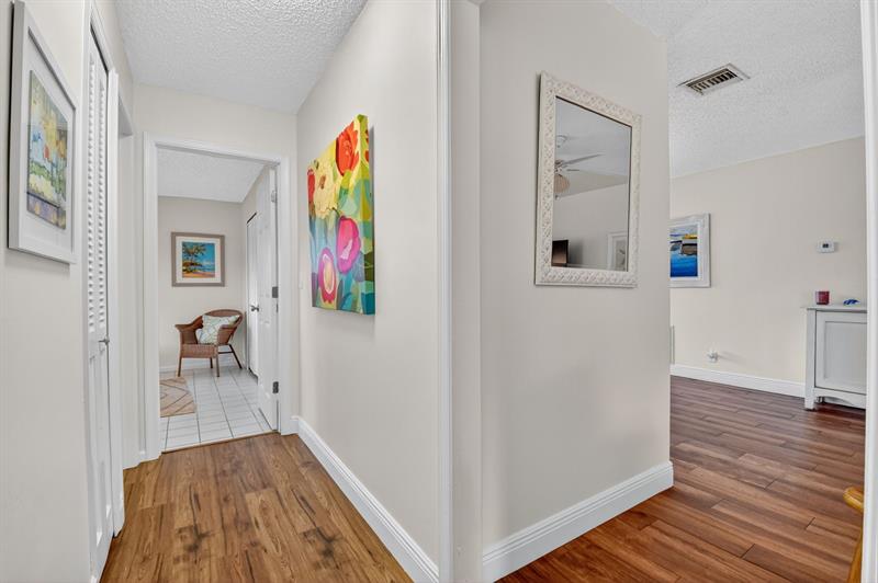 Image 15 of 37 For 4725 Greentree Cir  A