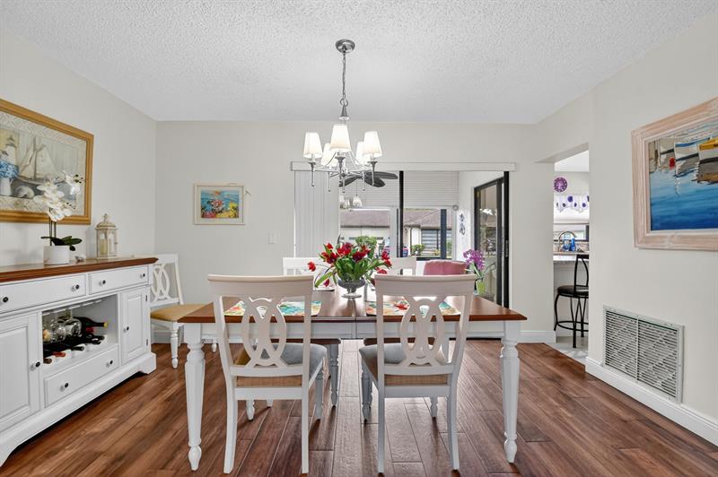 Image 8 of 37 For 4725 Greentree Cir  A