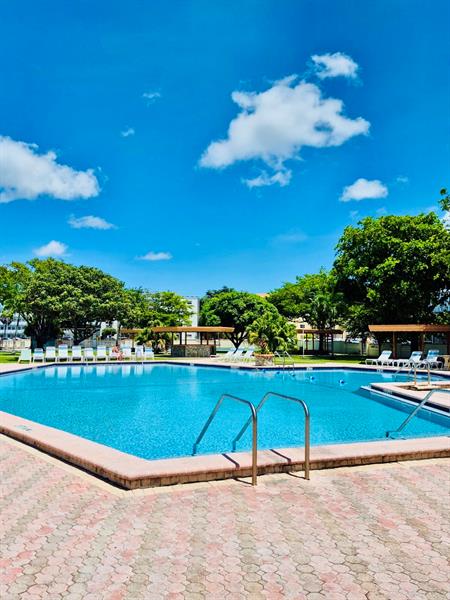 Details for 4000 44th  106, Lauderdale Lakes, FL 33319