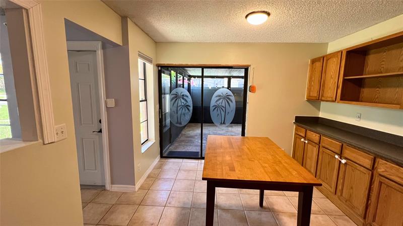 Image 11 of 29 For 4443 Willow Pond Rd  A