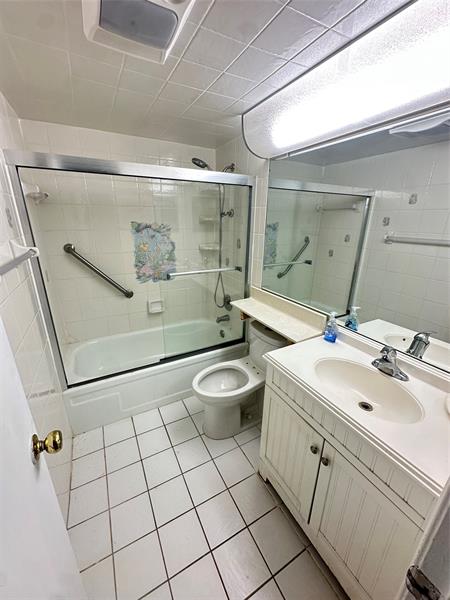 Image 14 of 18 For 66 Windsor D  D