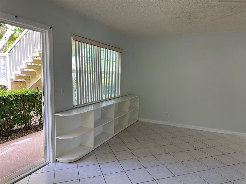 Image 6 of 18 For 66 Windsor D  D