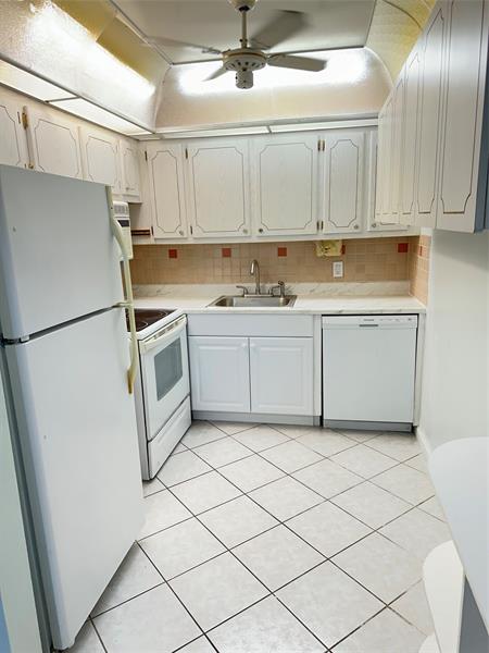 Image 7 of 18 For 66 Windsor D  D