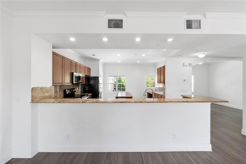 Image 9 of 64 For 168 6th Ct  