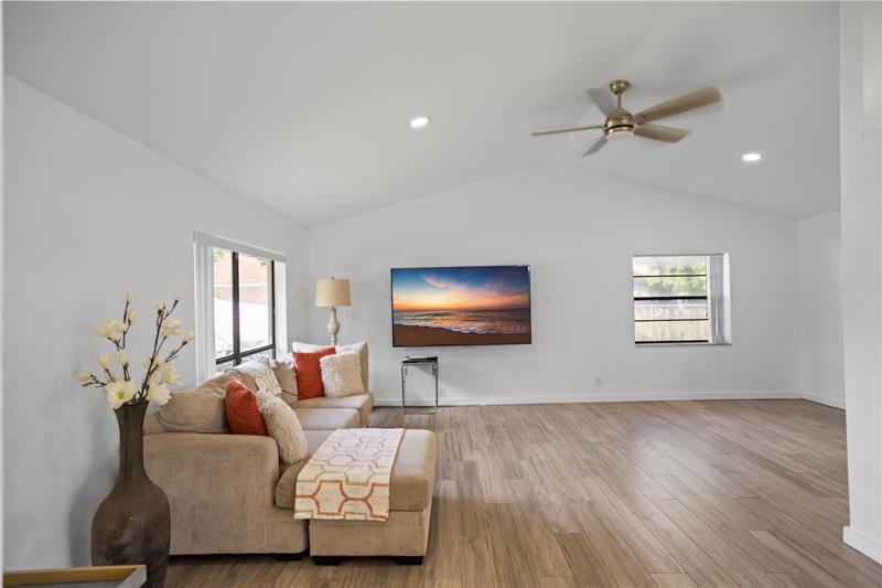 Image 11 of 23 For 8211 13th Ct