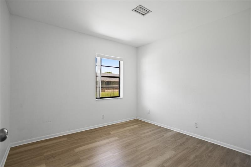 Image 13 of 23 For 8211 13th Ct