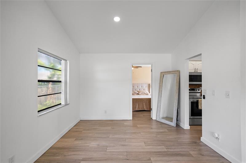 Image 15 of 23 For 8211 13th Ct