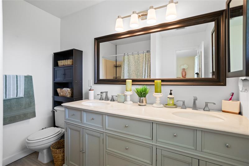 Image 9 of 23 For 8211 13th Ct