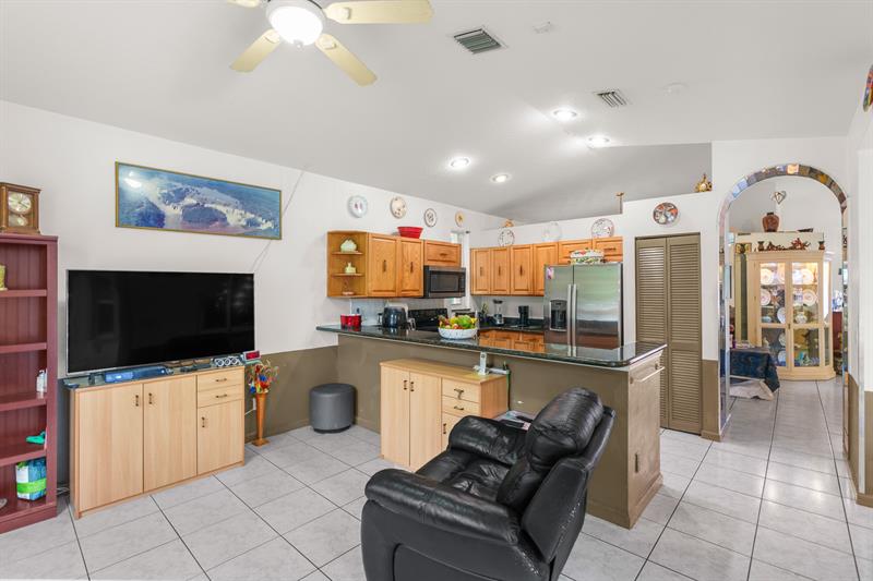 Image 10 of 38 For 3264 22nd Avenue