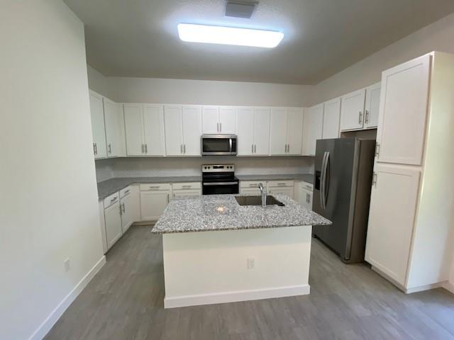 Image 3 of 14 For 1540 Pioneer Way