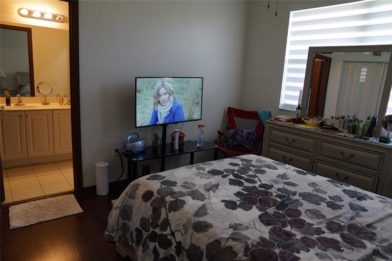 Image 31 of 45 For 3024 30th Way  3024