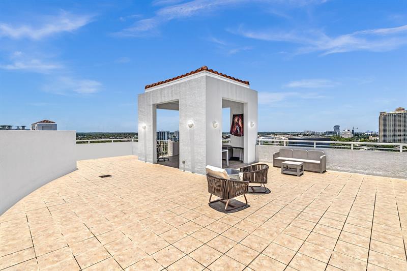 Image 32 of 70 For 3131 188th Street  2-1201