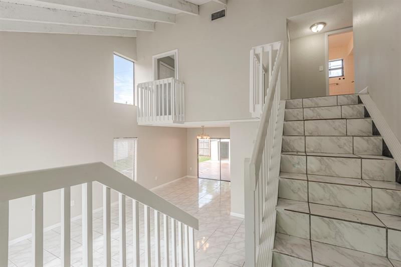 Image 19 of 44 For 3416 116th Pl