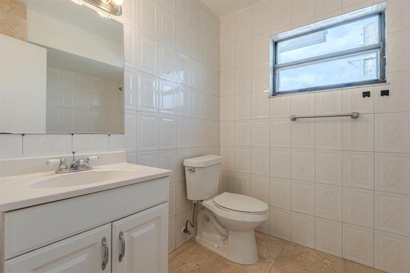 Image 37 of 44 For 3416 116th Pl