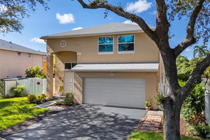 Image 3 of 44 For 4813 14th Dr