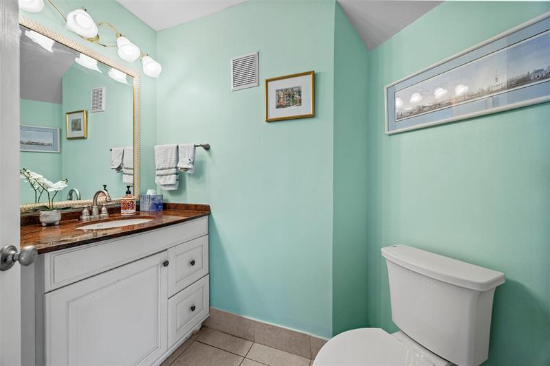 Image 36 of 44 For 4813 14th Dr