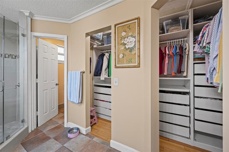 Image 37 of 44 For 4813 14th Dr
