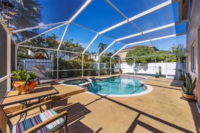 Image 39 of 44 For 4813 14th Dr