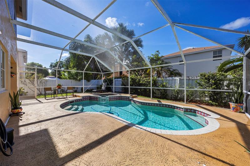 Image 41 of 44 For 4813 14th Dr