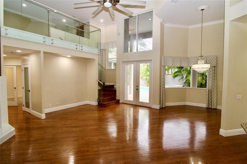 Image 10 of 46 For 6502 66th Way