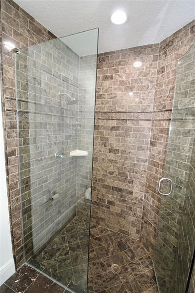 Image 11 of 46 For 6502 66th Way