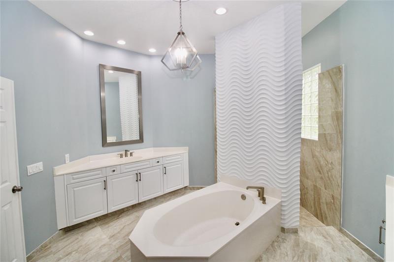 Image 26 of 46 For 6502 66th Way