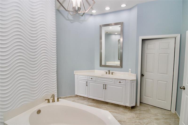 Image 27 of 46 For 6502 66th Way