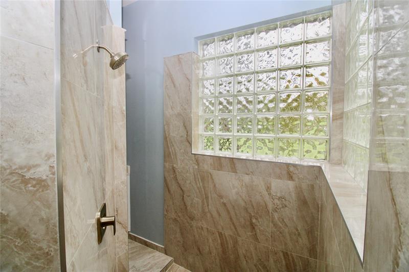 Image 28 of 46 For 6502 66th Way