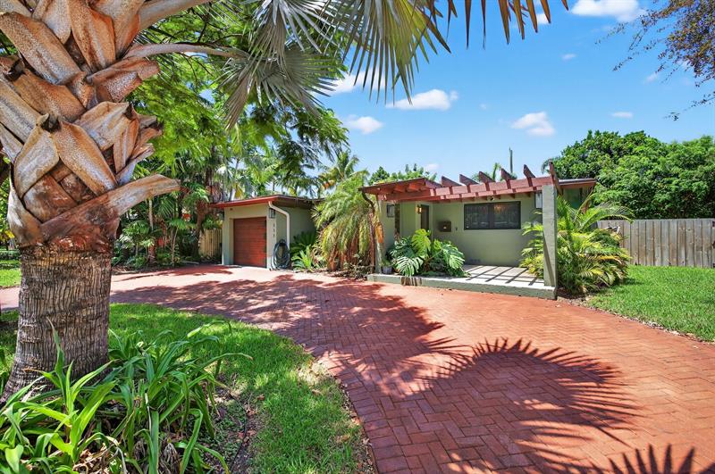 Details for 111 16th Ct  , Fort Lauderdale, FL 33305