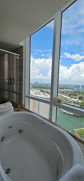 Image 7 of 22 For 15901 Collins Ave  2104