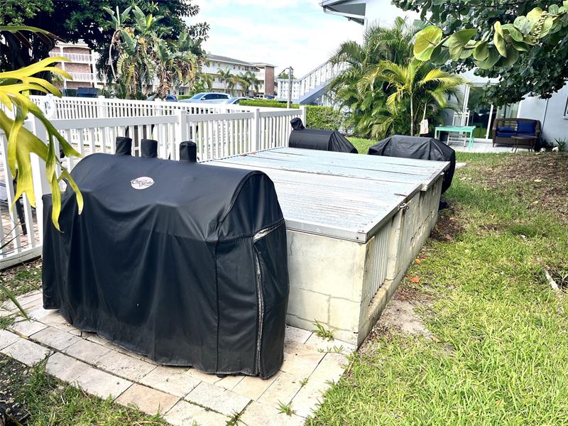 Image 17 of 18 For 751 Pine Dr  103