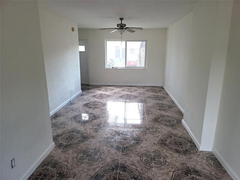 Image 7 of 13 For 8451 4th Ave  8451