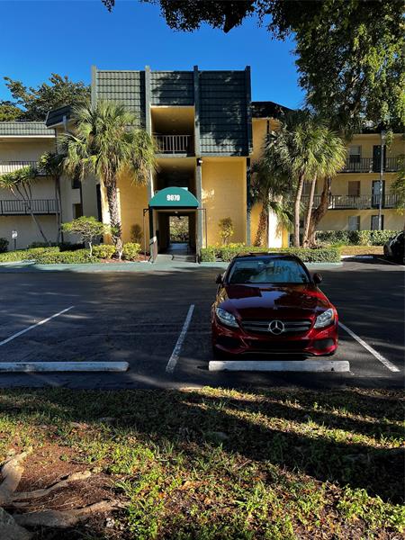 Image 26 of 27 For 9070 Lime Bay Blvd  209